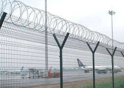 How much is the airport fence for one meter?